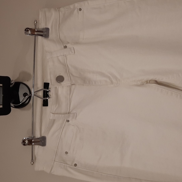 Ann Taylor Sculpting Pocket Mid Rise Skinny Jeans In Velvet - Picture 2 of 7